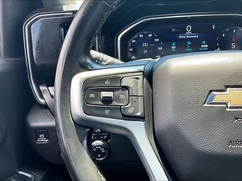 Used 2024 Chevrolet Silverado 1500 LT AWD/4WD image 12