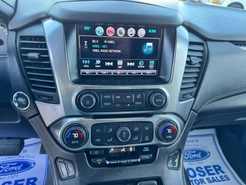 Used 2016 Chevrolet Suburban LT w/ Luxury Package AWD/4WD image 3
