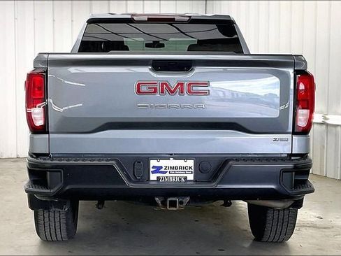 Used 2021 GMC Sierra 1500 4x4 Crew Cab w/ Sierra Value Package image 4