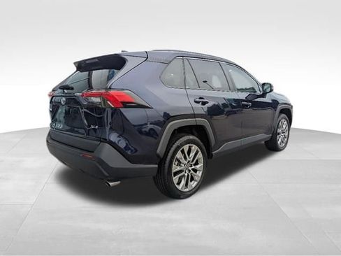 Used 2023 Toyota RAV4 XLE Premium image 56