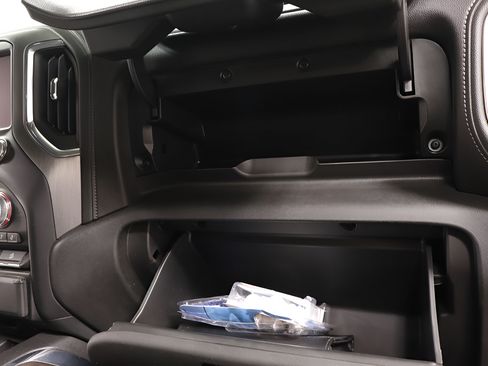 Used 2022 GMC Sierra 2500 Denali AWD/4WD image 32