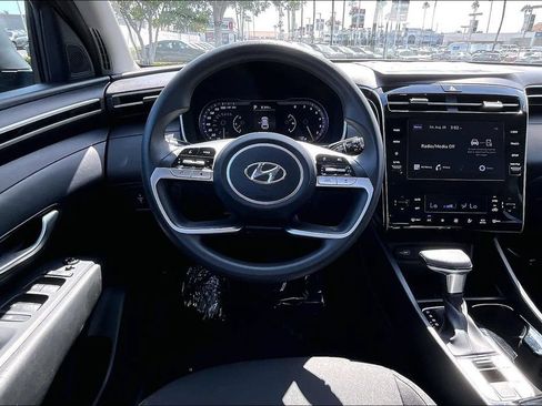 Certified 2024 Hyundai Tucson SEL AWD/4WD image 8