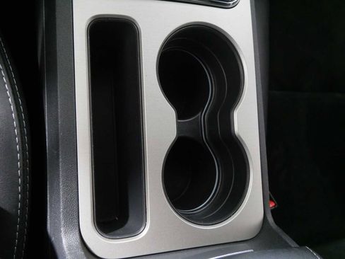 Used 2011 Dodge Challenger SRT8 w/ Green w/Envy Group image 32