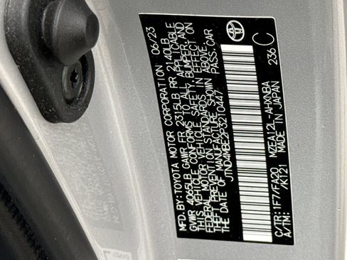 Used 2023 Toyota Corolla SE FWD image 12