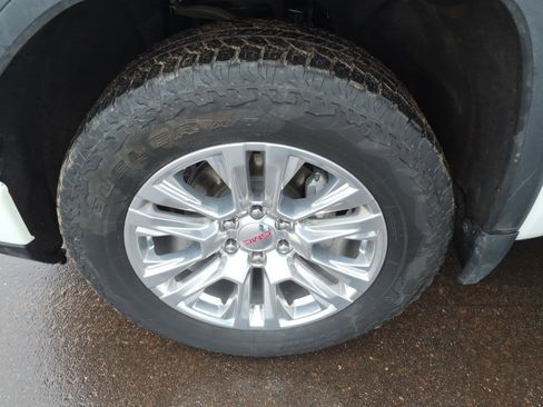 Used 2023 GMC Sierra 1500 Denali w/ Technology Package image 10