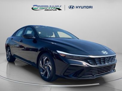 New 2025 Hyundai Elantra SEL