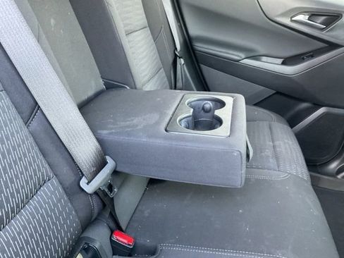 Used 2025 Chevrolet Equinox LT image 11