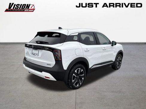 New 2026 Nissan Kicks SV w/ SV Premium Package image 5