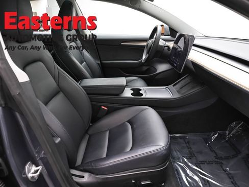 Used 2023 Tesla Model 3 Standard Range image 18