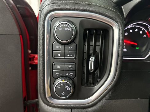 Used 2020 Chevrolet Silverado 1500 RST w/ All-Star Edition AWD/4WD image 34
