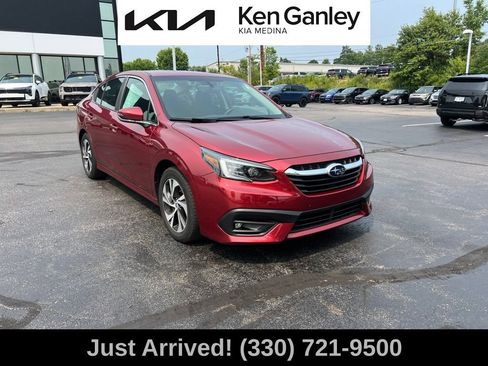 Used 2021 Subaru Legacy Premium AWD/4WD image 3