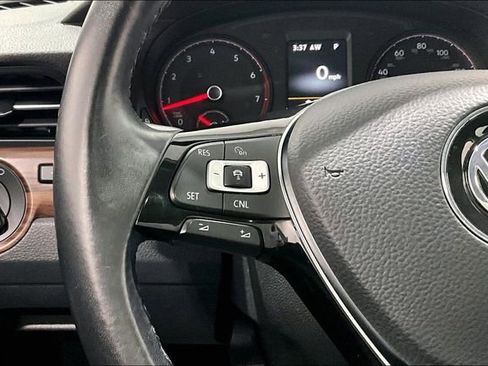 Used 2020 Volkswagen Passat 2.0T SEL image 11