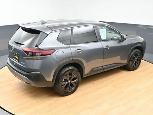 Used 2022 Nissan Rogue SV image 42