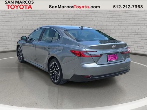 Used 2026 Toyota Camry XLE FWD image 8