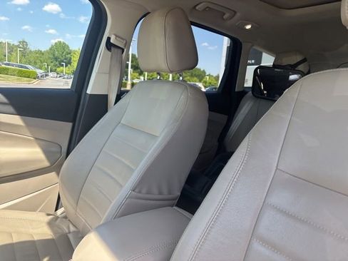 Used 2014 Ford Escape Titanium FWD image 3