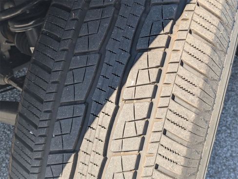 Used 2023 Chevrolet Silverado 1500 RST w/ Redline Edition image 12