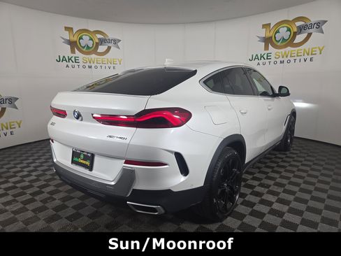 Used 2021 BMW X6 xDrive40i w/ Premium Package image 9