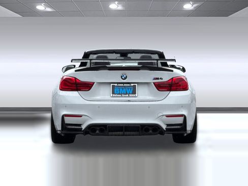 Used 2018 BMW M4 Convertible w/ Competition Package RWD image 9
