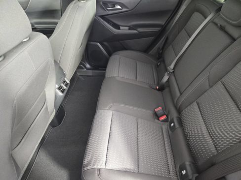 New 2026 Chevrolet Equinox LT FWD image 33