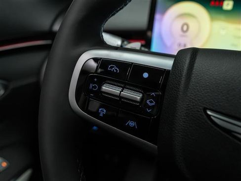 New 2026 Genesis GV70 2.5T Advanced image 21