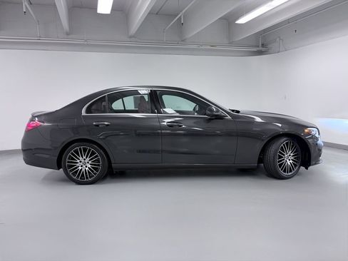 Used 2025 Mercedes-Benz C 300 4MATIC Sedan w/ Exclusive Trim Package image 7