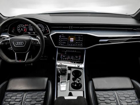 Used 2025 Audi RS 6 performance image 30