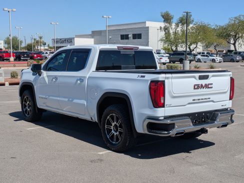 Used 2019 GMC Sierra 1500 SLT w/ SLT Premium Plus Package image 3