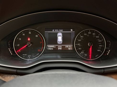 Used 2018 Audi Q5 2.0T Premium w/ Convenience Package AWD/4WD image 26