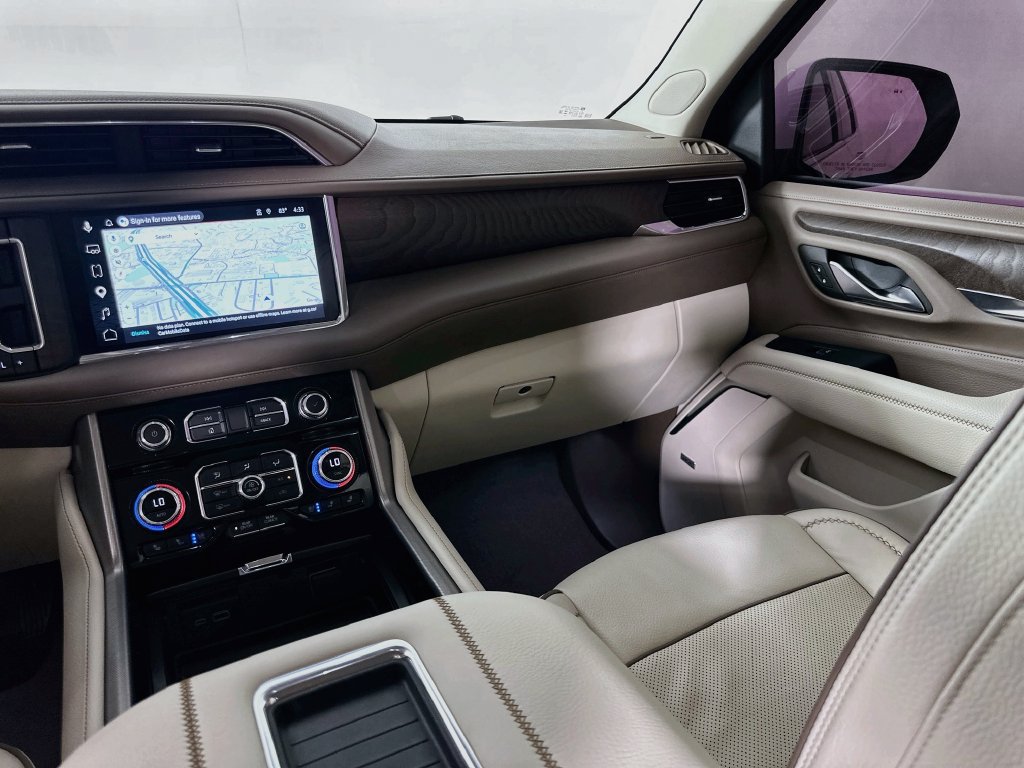 Used 2023 GMC Yukon Denali AWD/4WD image 24