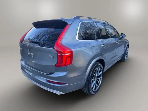 Used 2017 Volvo XC90 T6 Momentum w/ Vision Package AWD/4WD image 7