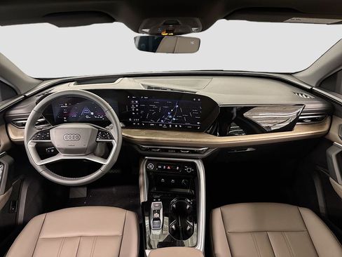 New 2025 Audi Q5 Premium Plus image 9