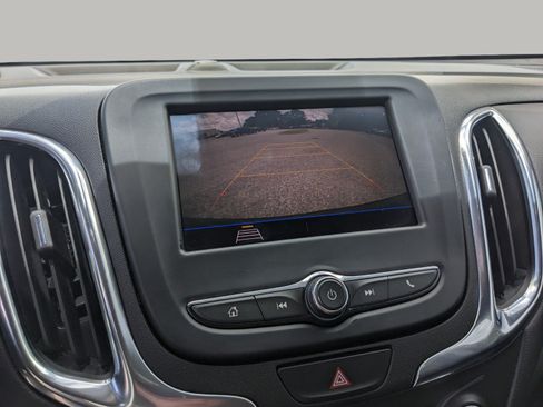Used 2021 Chevrolet Equinox LT FWD image 28