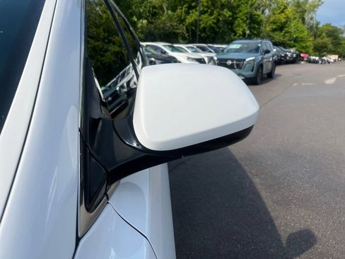 Used 2018 Hyundai Santa Fe SE FWD image 32