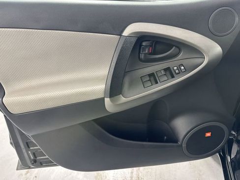 Used 2010 Toyota RAV4 Limited AWD/4WD image 18
