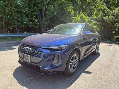 Used 2025 Audi Q5 Prestige AWD/4WD image 1