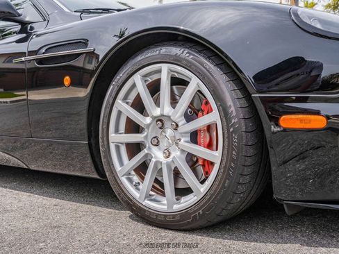 Used 2005 Aston Martin Vanquish S image 53