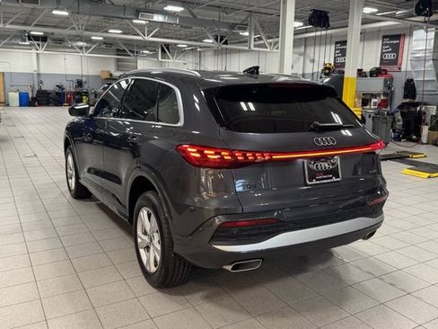 Used 2025 Audi Q5 Premium w/ Convenience Package AWD/4WD image 7