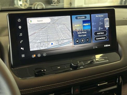 Used 2025 Nissan Rogue Platinum w/ Platinum Premium Package AWD/4WD image 31