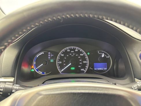 Used 2012 Lexus CT 200h image 16