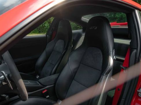 Used 2015 Porsche 911 GT3 RWD image 39