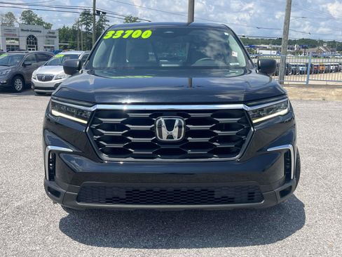 Used 2023 Honda Pilot LX image 8