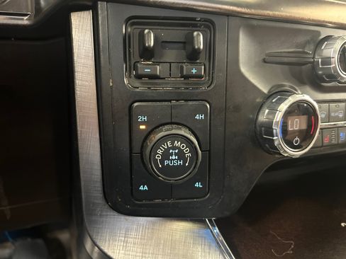Used 2021 Ford F150 King Ranch w/ Equipment Group 601A High AWD/4WD image 18