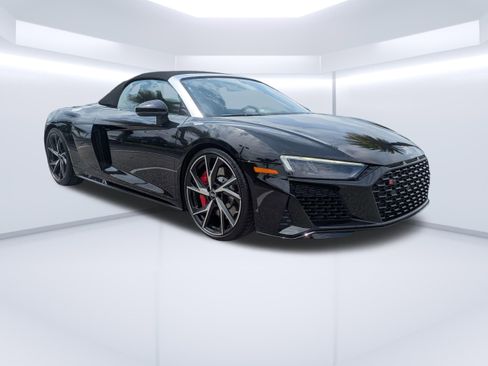 Certified 2021 Audi R8 V10 w/ Premium Package RWD image 1