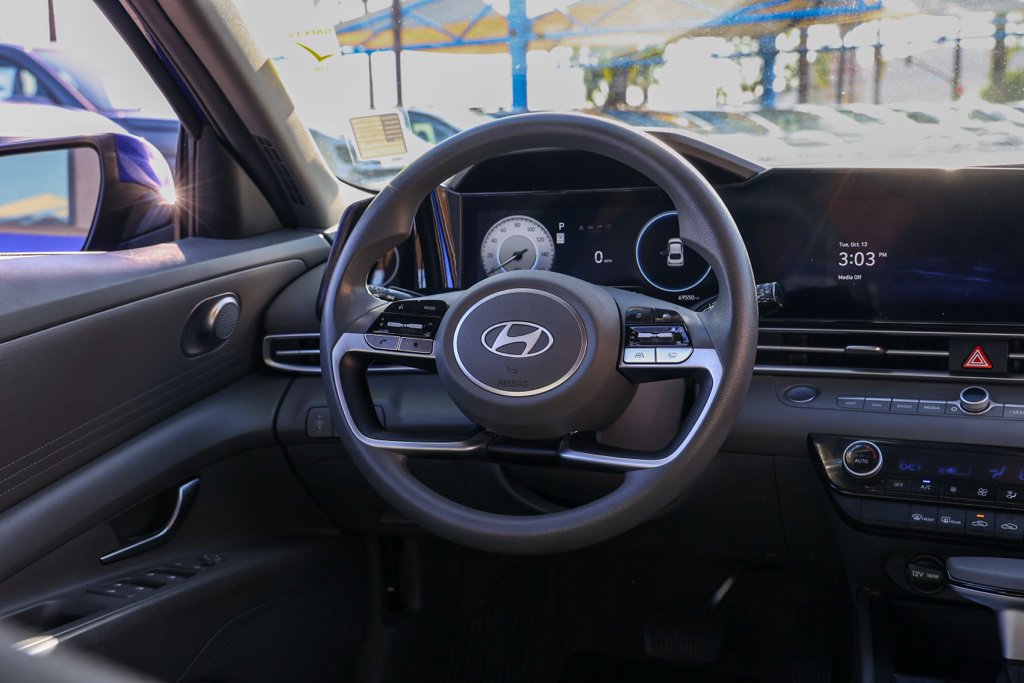 Used 2024 Hyundai Elantra SEL FWD image 23