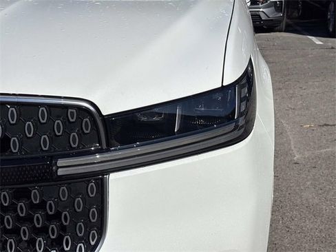 New 2025 Lincoln Navigator L Reserve image 10