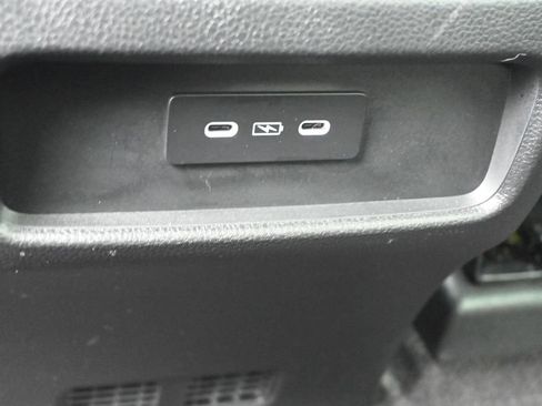 Used 2024 Honda Pilot EX-L image 17