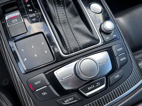 Used 2014 Audi RS 7 Prestige image 32