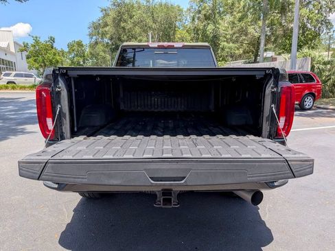 Used 2022 GMC Sierra 3500 AT4 w/ AT4 Preferred Package AWD/4WD image 13