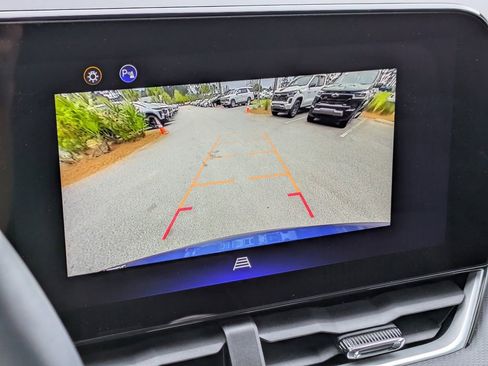 Used 2025 Chevrolet Equinox LT image 21