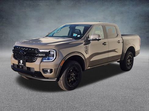 New 2025 Ford Ranger Lariat w/ Black Appearance Package image 3